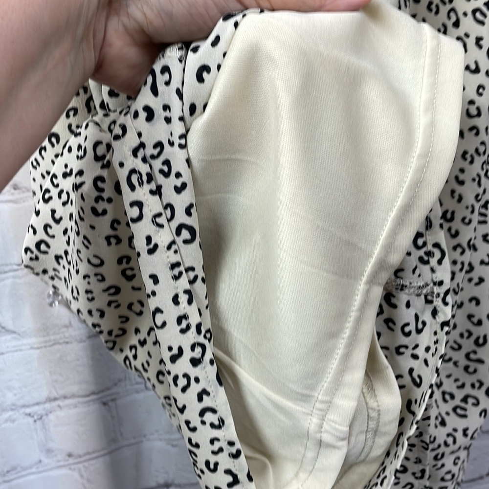 She + Sky NWT animal print straps with tie front size large short romper - Picture 8 of 9